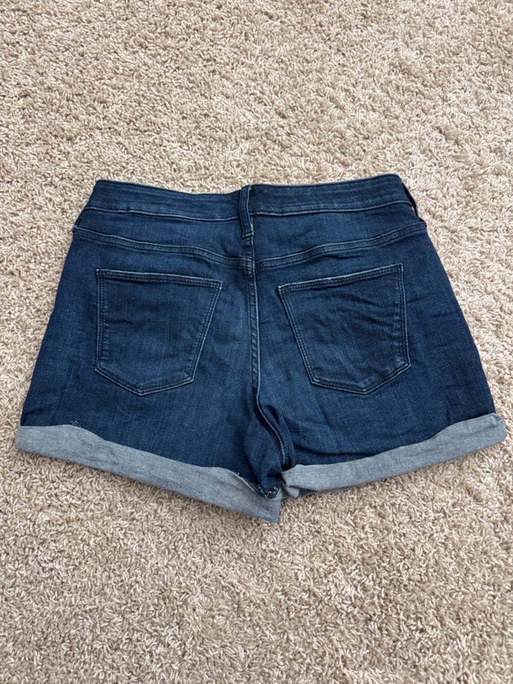 Universal Thread High Rise Shorts - Picture 2 of 4